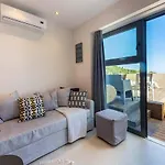 Apartment 2br White Gea With Private Pool No01