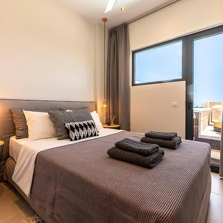 2br White Gea With Private Pool No01 *