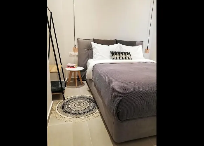 2br White Gea With Private Pool No01 *